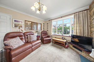 Thornbridge Crescent